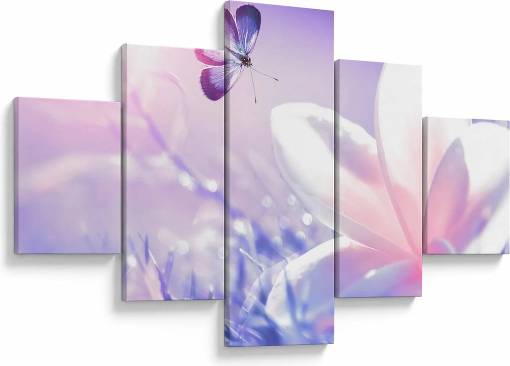 Obraz - Motyl lecący do kwiatu (125x70 cm)