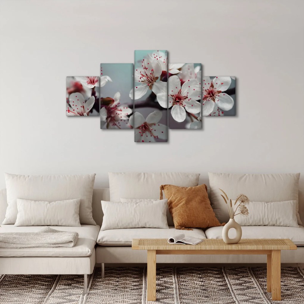 Obraz kwiatu - czerwony (125x70 cm)