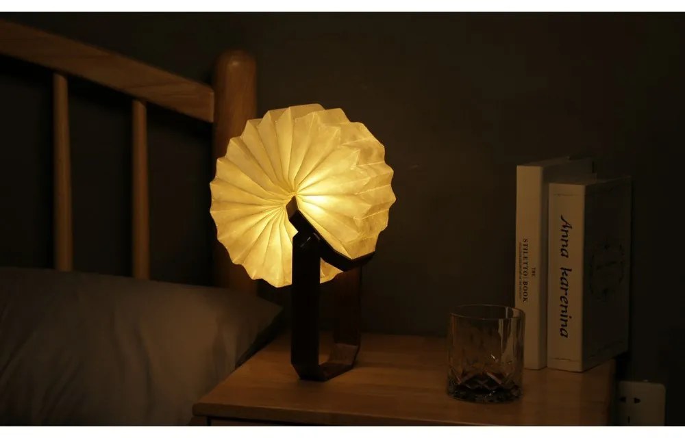 Biała/w ciemnym naturalnym kolorze lampa stołowa LED (wysokość 4 cm) Origami – Gingko
