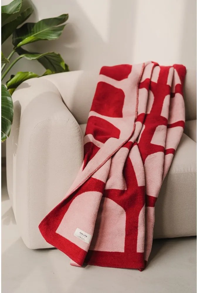 Czerwono-różowy koc 150x200 cm Gilli – noo.ma