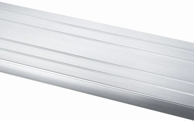 Mobilna aluminiowa drabina platformowa ze schodkami - 3 stopnie, 0,7 m