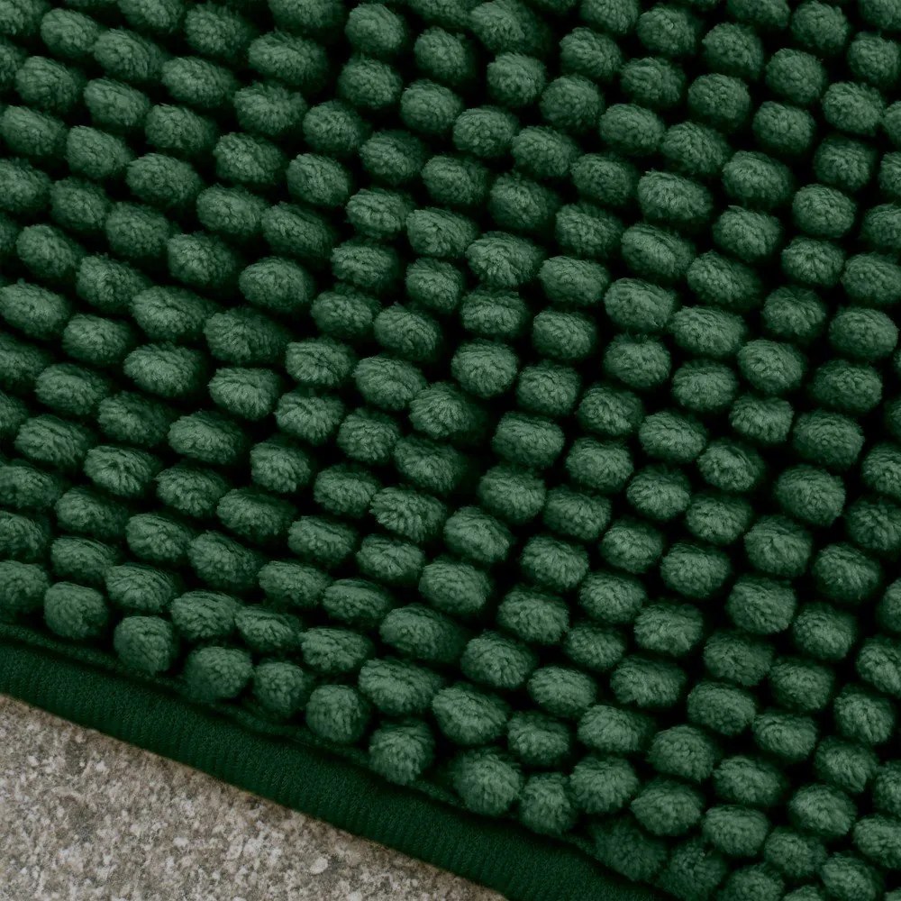 Ciemnozielony dywanik łazienkowy 50x80 cm Bobble – Catherine Lansfield