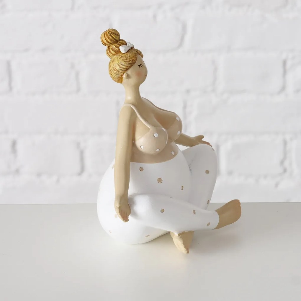 Figurka porcelanowa Joga, kobieta, 22 cm