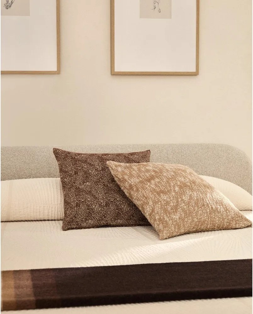 Narzuta żakardowa w kolorze kości słoniowej 180x260 cm Zenti – Kave Home