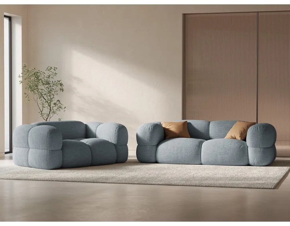 Jasnoniebieska sofa 210 cm Loretto – Cosmopolitan Design