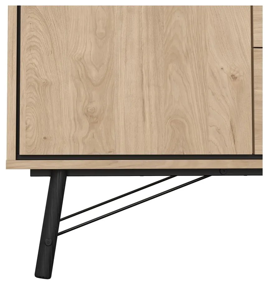 Komoda w dekorze dębu w naturalnym kolorze 150x72x40 cm Ry – Tvilum