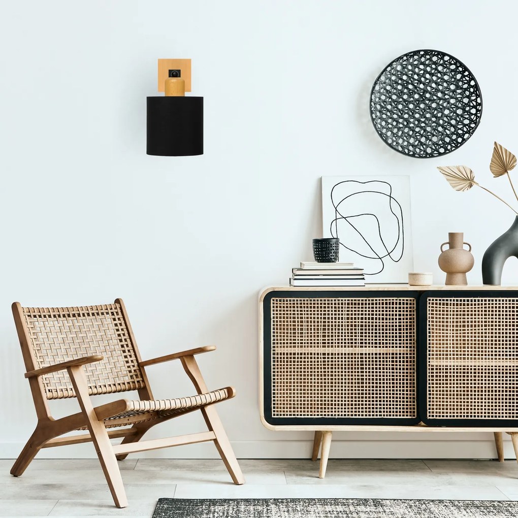 Czarny kinkiet LED CL-WD-SC10x10BU-SC jednopunktowy z litego drewna