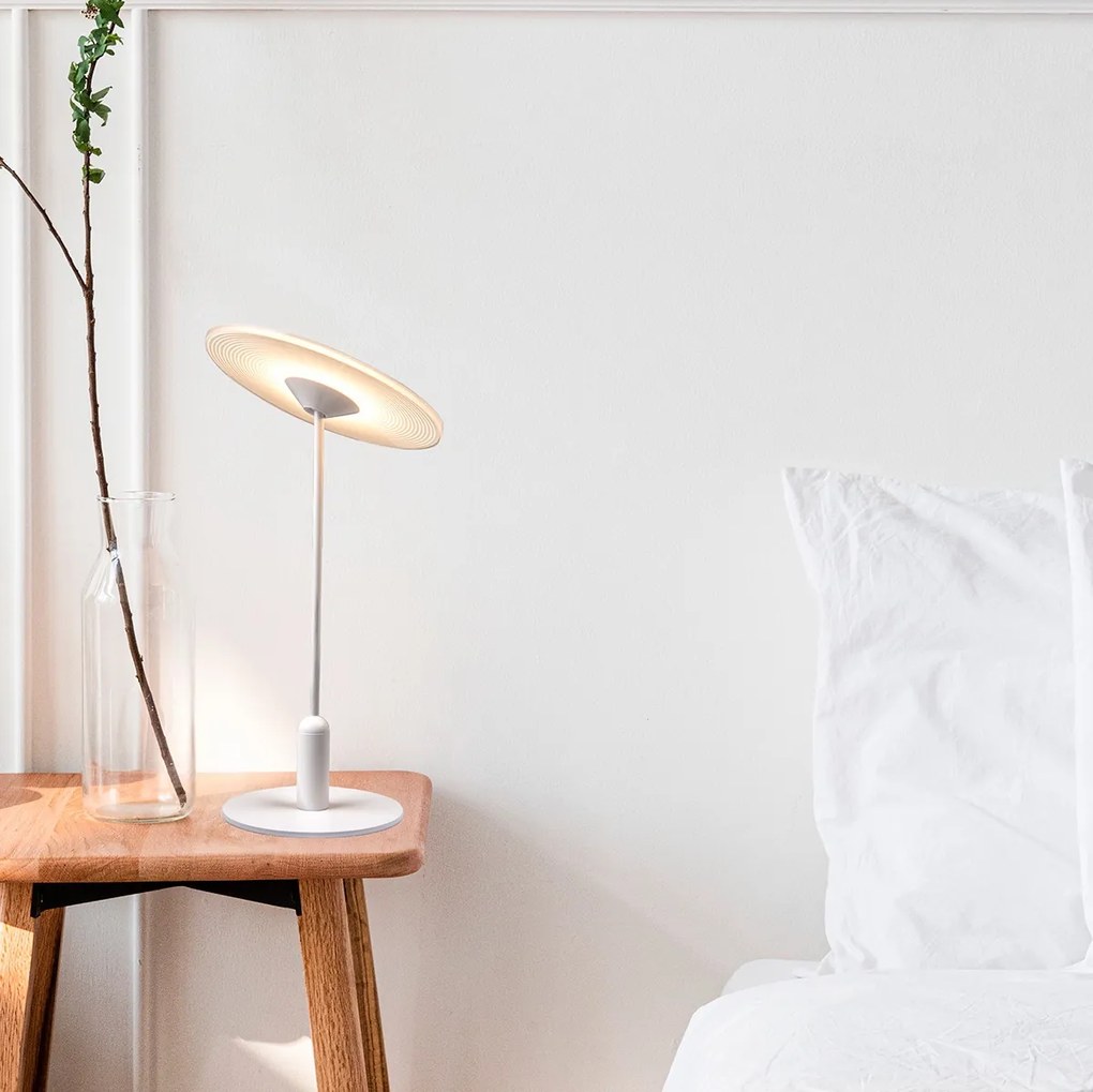 Designerska lampa stołowa z oświetleniem LED Vinyl T
