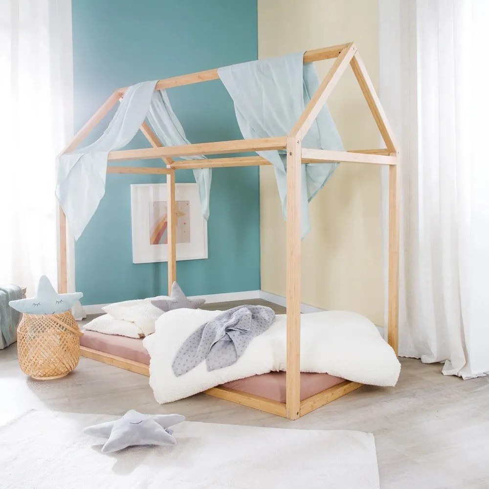 Bambusowe łóżko dziecięce w kształcie domku w naturalnym kolorze z materacem bez stelaża 70x140 cm House Bed – Roba