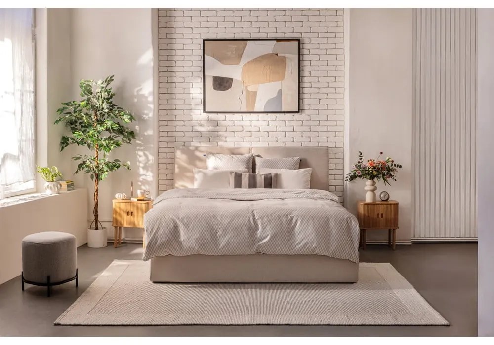 Beżowe tapicerowane łóżko dwuosobowe ze schowkiem z materacem i stelażem 160x200 cm Thessa Bold – Bonami Selection