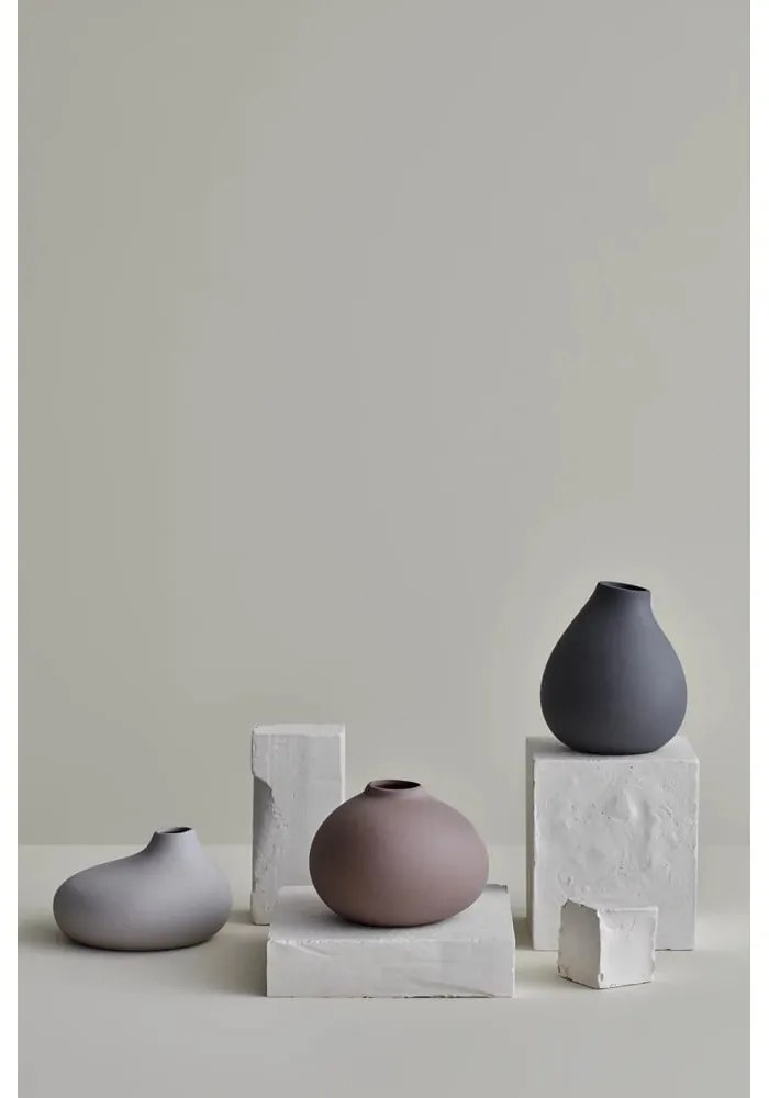 Ciemnoszary porcelanowy wazon (wysokość 17 cm) Nona – Blomus