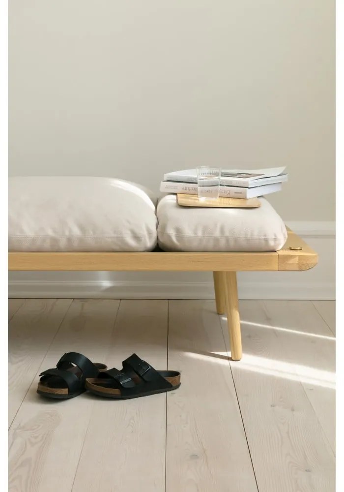 Kremowa ławka Lounge Around – UMAGE