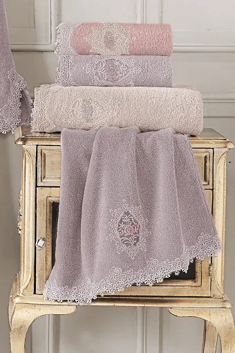 Mały ręcznik DESTAN 30x50cm Fioletowy / Lila