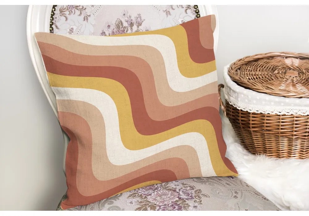 Poszewka na poduszkę 43x43 cm Creamy Strawberry Swirl – Mila Home