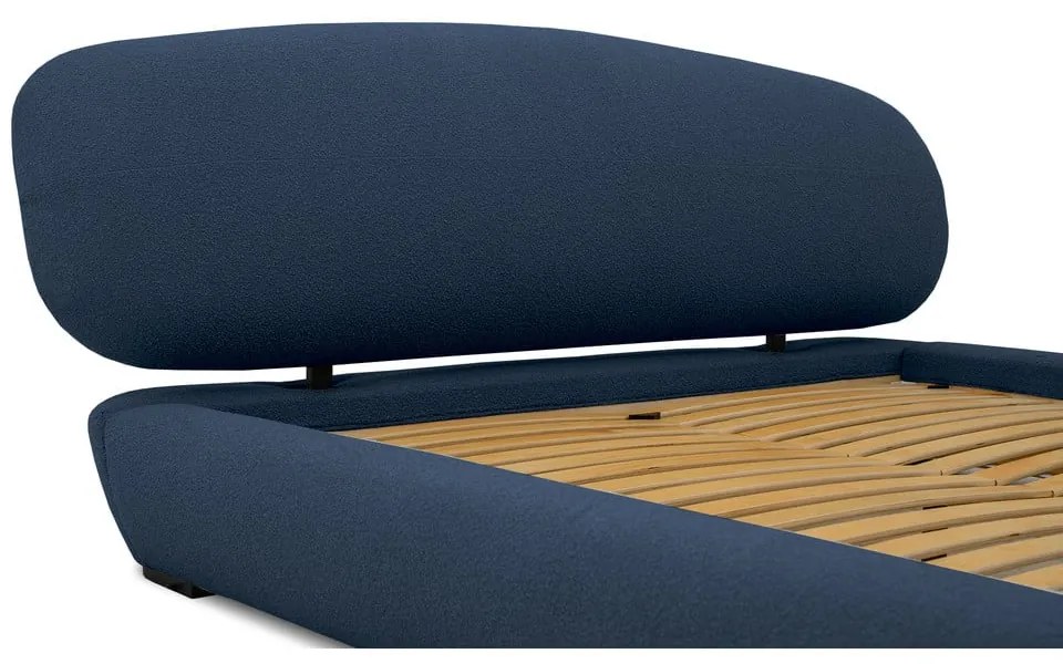 Ciemnoniebieskie tapicerowane łóżko dwuosobowe ze stelażem 140x200 cm Odette – Scandic