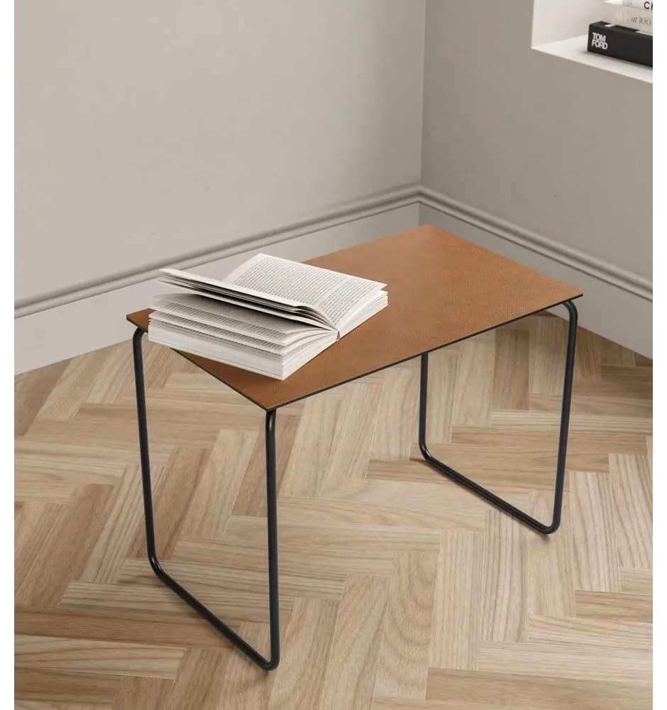 Brązowa ławka Bull – LIND DNA