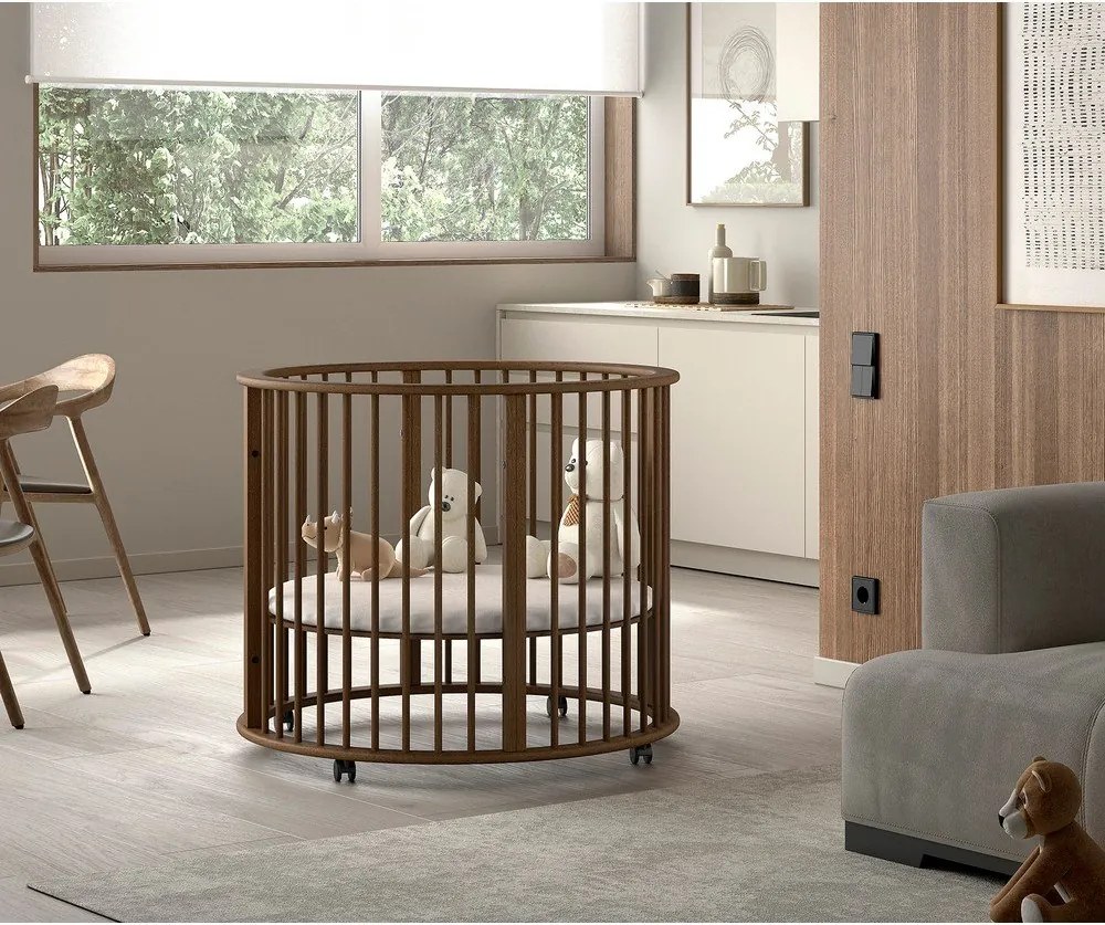 Brązowy kojec dla dzieci z litego drewna bukowego 90x90 cm Dino – Vipack