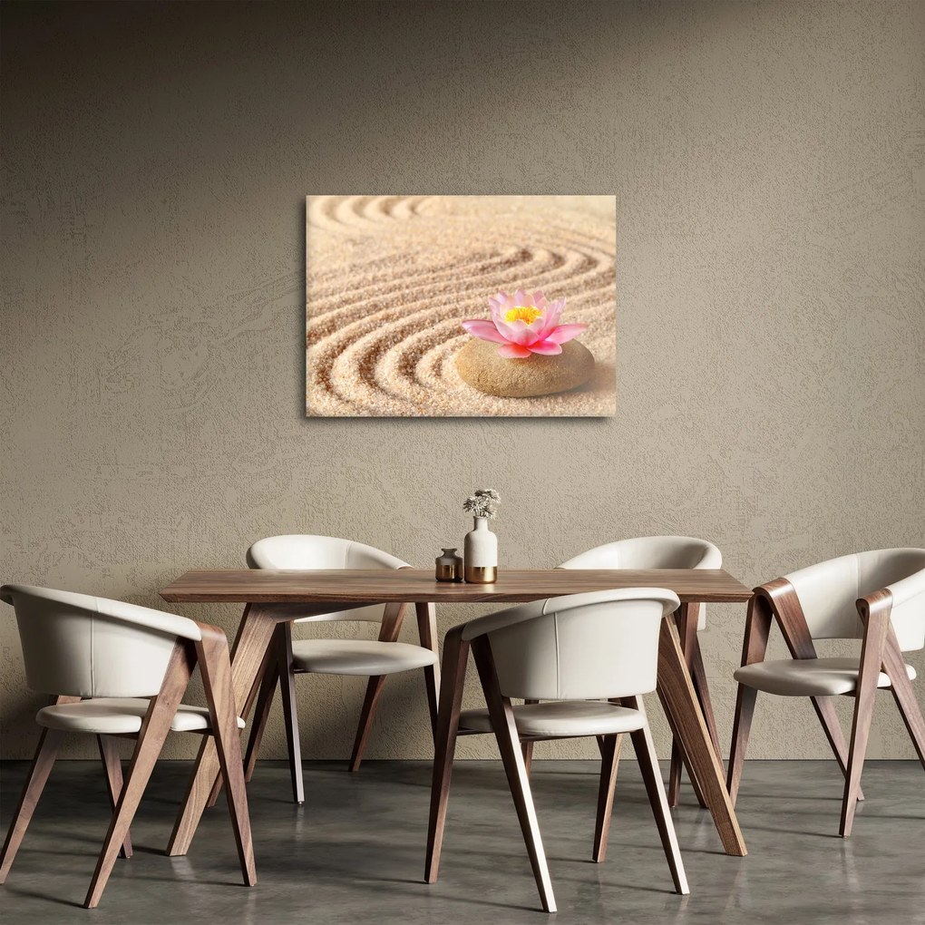 Obraz kamienia z kwiatem na piasku (70x50 cm)