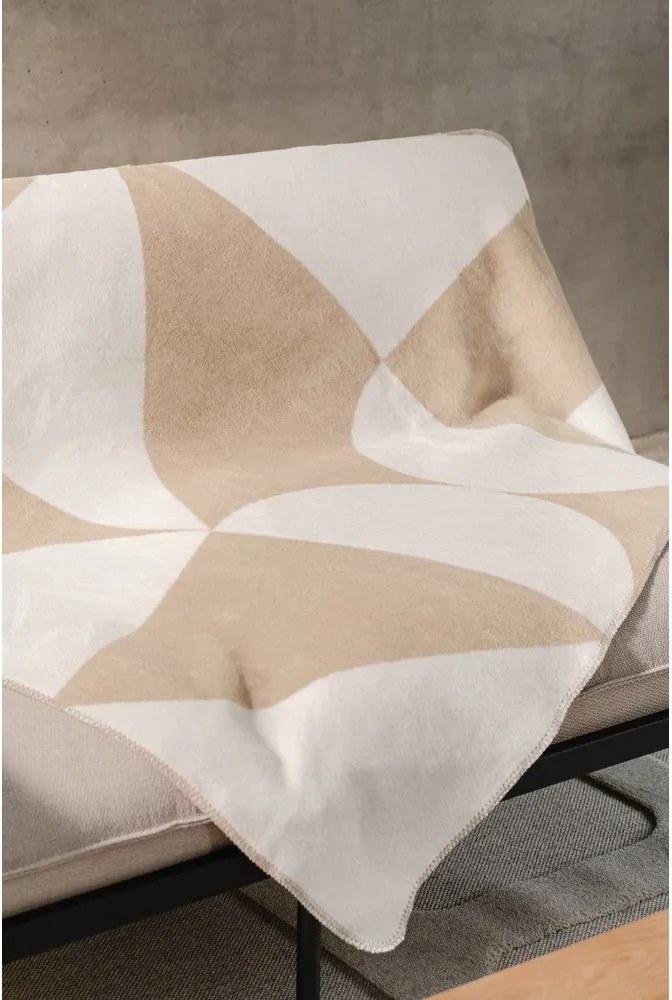 Beżowo-kremowy koc 150x200 cm Tul – noo.ma