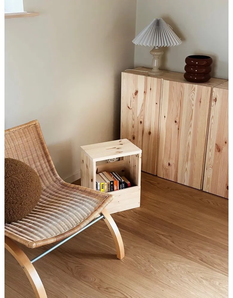 Szafka nocna z litego drewna sosnowego w naturalnym kolorze Grab It – Karup Design