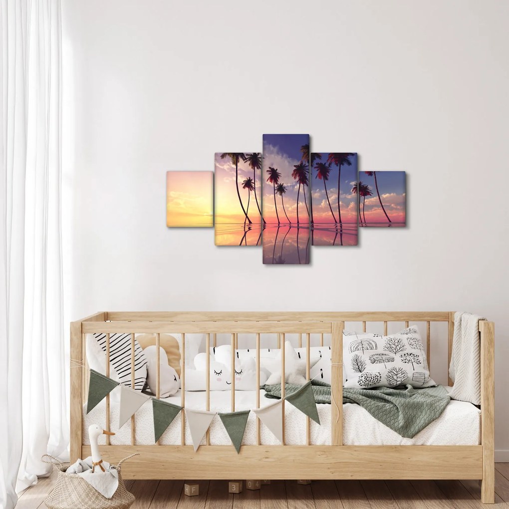Obraz palm wznoszących się nad powierzchnią (125x70 cm)