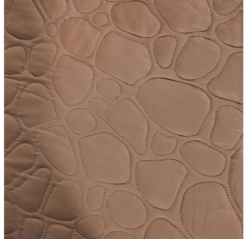 Jasnobrązowa narzuta na łóżko ze wzorem STONE Rozmiar: 220 x 240 cm