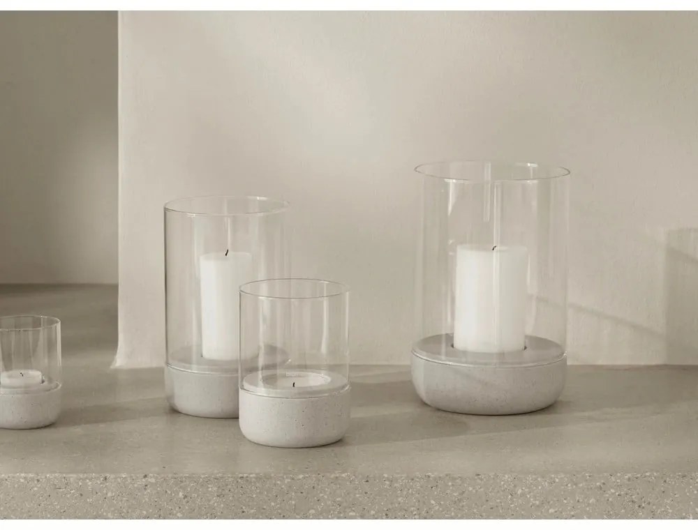 Szklany świecznik na świeczkę typu tealight Calma – Blomus