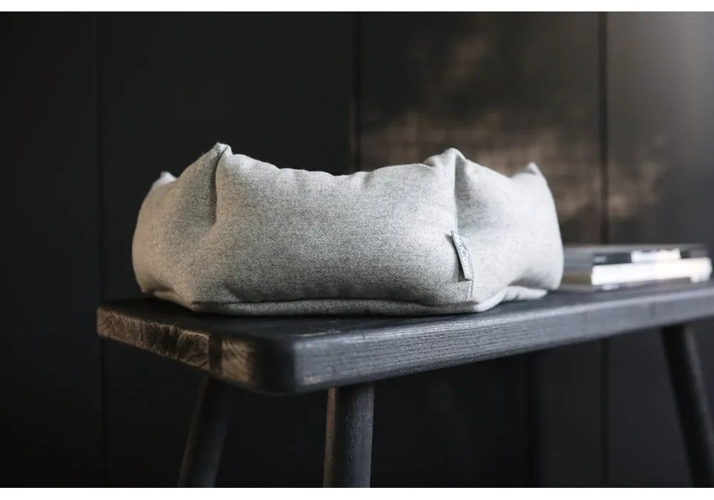 Antracytowe wełniane legowisko dla czworonoga ø 45 cm Calma Anthracite – MiaCara