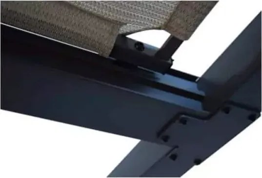 Natis – elegancka pergola tarasowa z rozsuwanym zadaszeniem i aluminiową konstrukcją