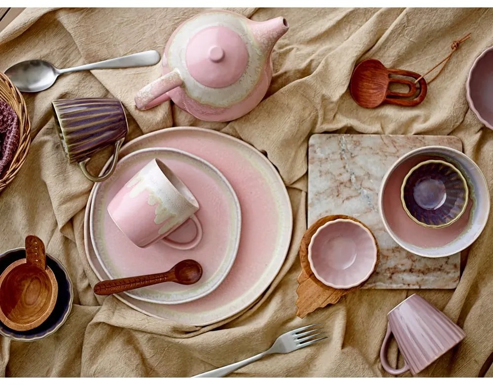 Ciemnofioletowy kamionkowy kubek 220 ml Latina – Bloomingville