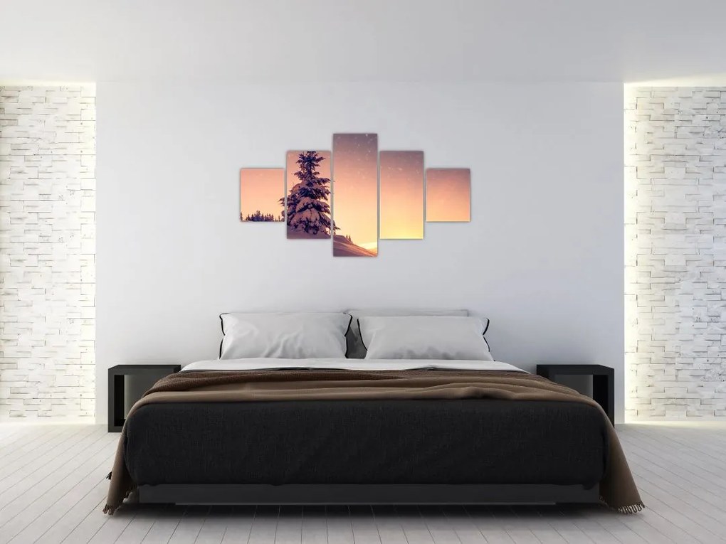 Obraz ośnieżonego drzewa na łące (125x70 cm)