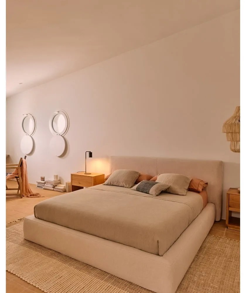 Beżowe tapicerowane łóżko jednoosobowe bez stelaża 90x200 cm Blok – Kave Home