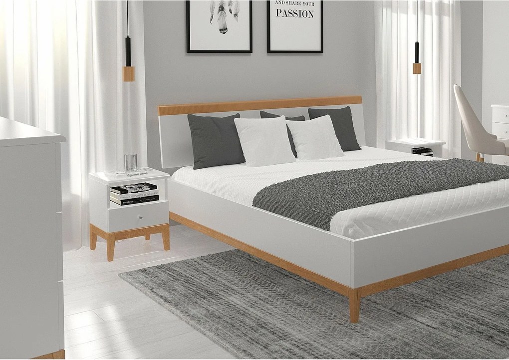 Drewniana szafka Nocna Livia 1s+