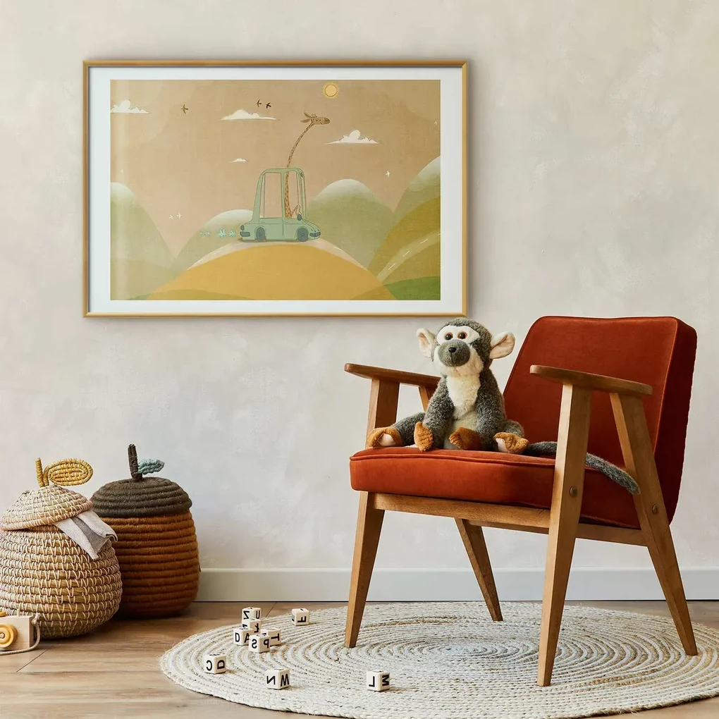 Plakat Podróżująca żyrafa 30x21 cm z ramą złotą z marginesem ARTGEIST B