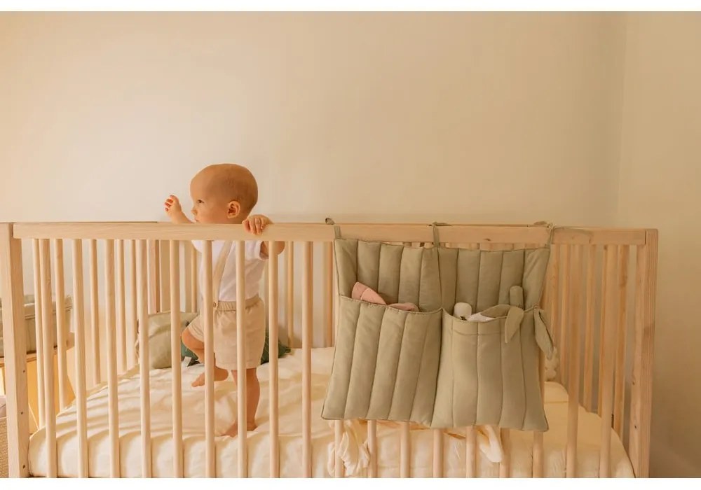 Organizer kieszonkowy na łóżeczko 40 cm Benjamin Olive – Lorena Canals