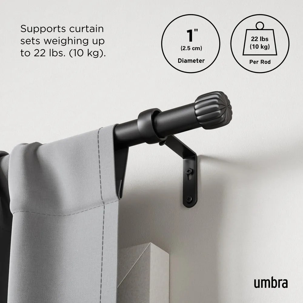 Stalowy regulowany karnisz w kolorze matowej czerni 168 - 305 cm Cleo – Umbra