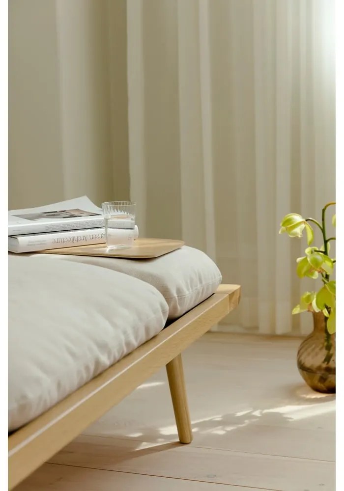 Kremowa ławka Lounge Around – UMAGE