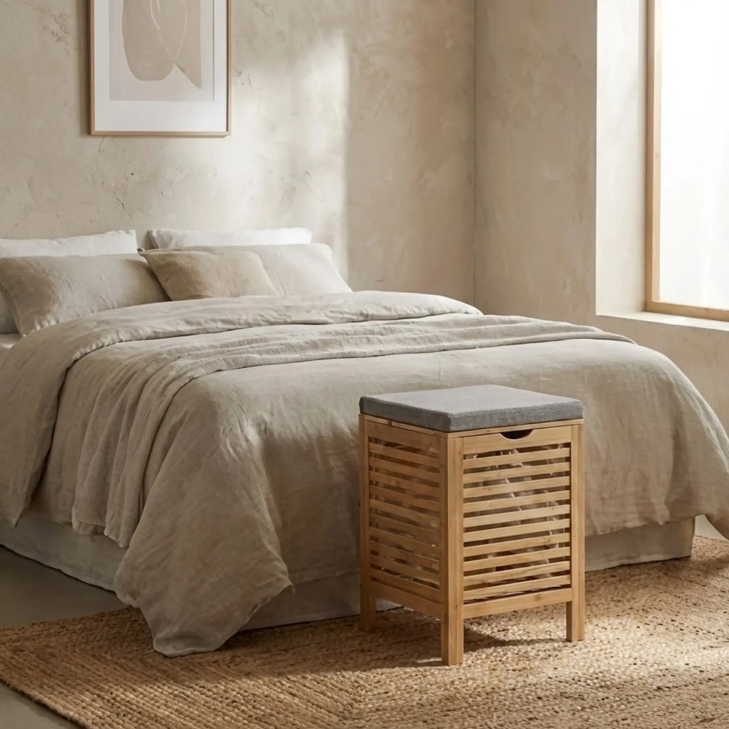 Bambusowy kosz na pranie z siedziskiem DISA, 40 l