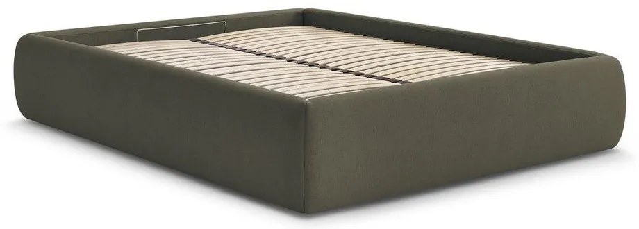 Ciemnozielone tapicerowane łóżko dwuosobowe bez zagłówka ze schowkiem i stelażem 160x200 cm Inera – Bobochic Paris