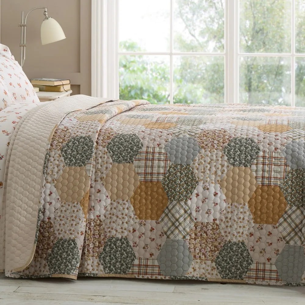 Żółto-beżowa narzuta pikowana 220x230 cm Floral Patchwork – Catherine Lansfield