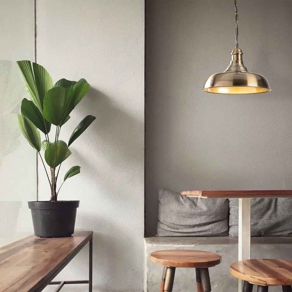 Lampa wisząca w kolorze złota z metalowym kloszem ø 32 cm Rosea – Opviq lights