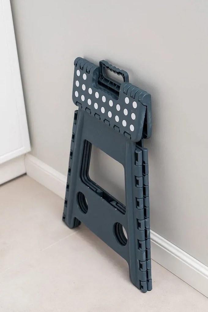 Szary mobilny taboret antypoślizgowy stopień F7-D24