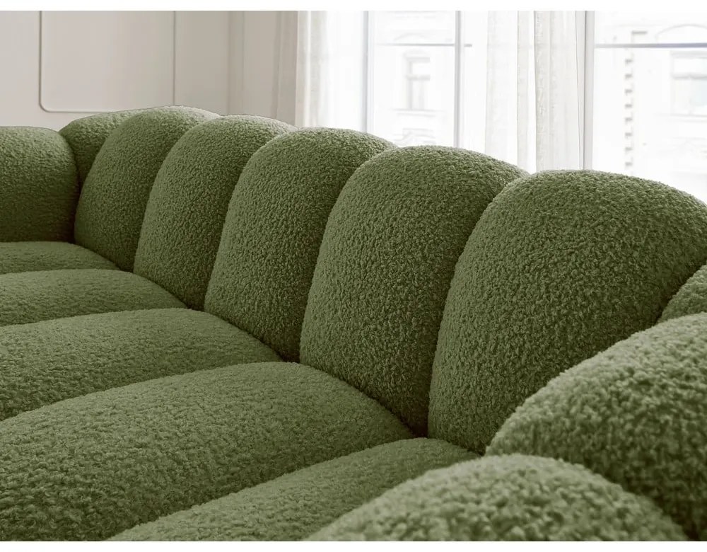 Zielona sofa z materiału bouclé 232 cm Hippolyte – Bobochic Paris