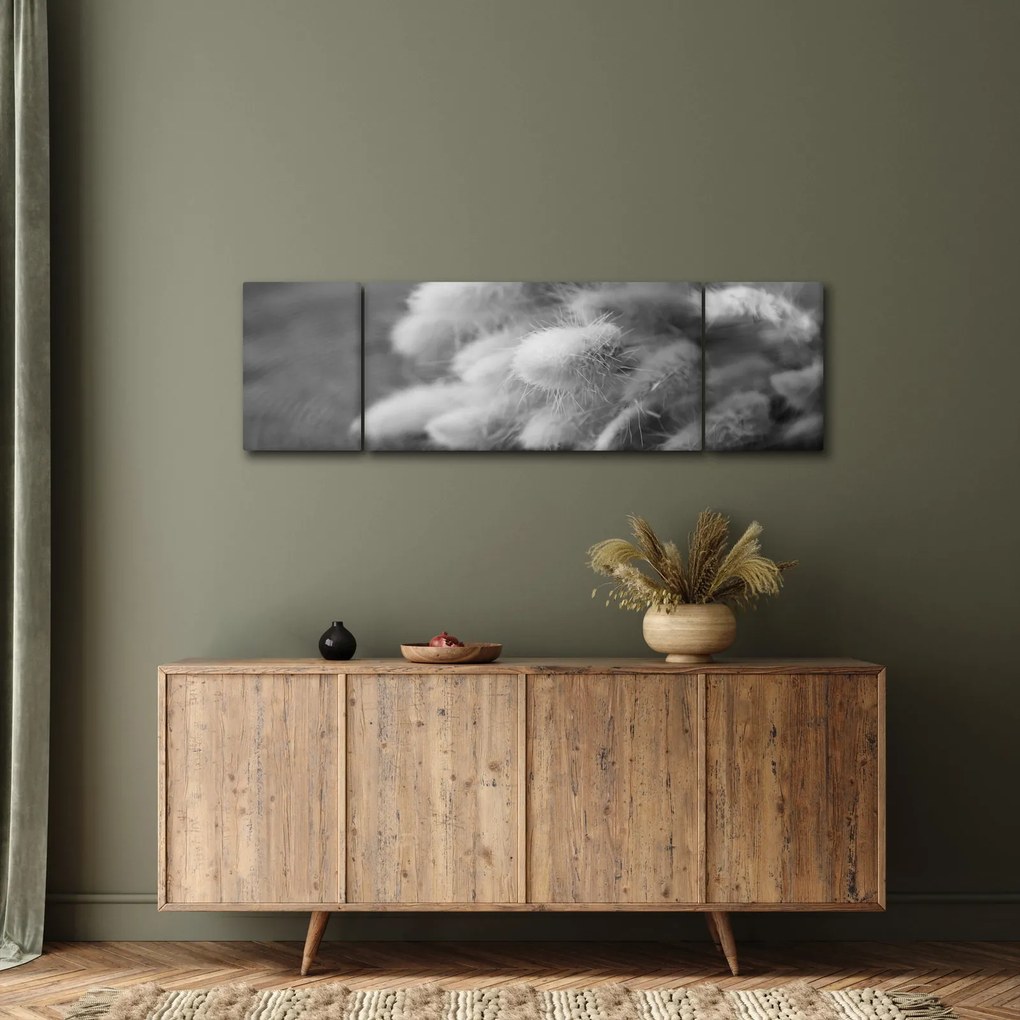 Obraz - trawa z króliczym ogonkiem na stole (170x50 cm)