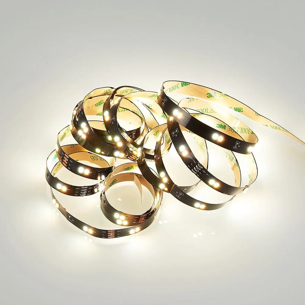 Czarna taśma LED 300 cm Chip – Trio