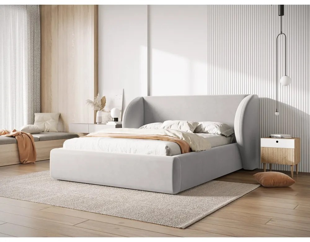Jasnoszare tapicerowane łóżko dwuosobowe ze schowkiem i stelażem 160x200 cm Miley – Micadoni Home