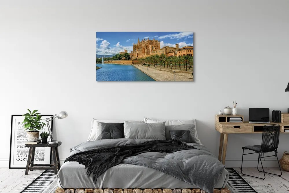 Obraz na płótnie Gotycka Katedra w Otoczeniu Palm