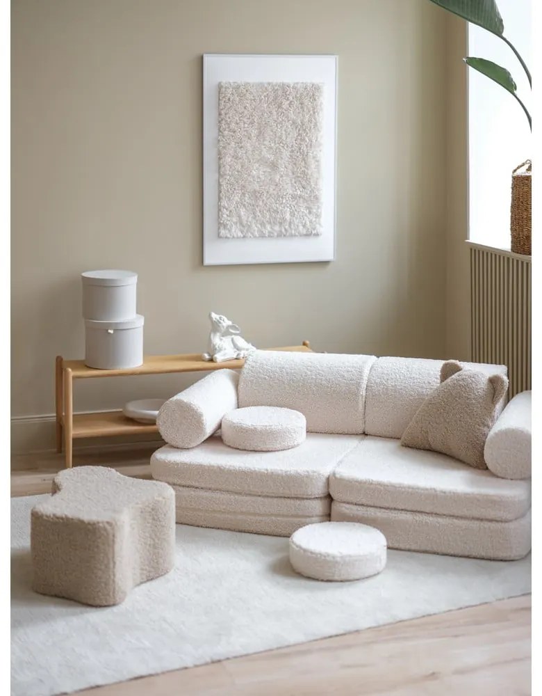 Kremowa sofa dla dzieci z materiału bouclé 132 cm Settee – Wigiwama
