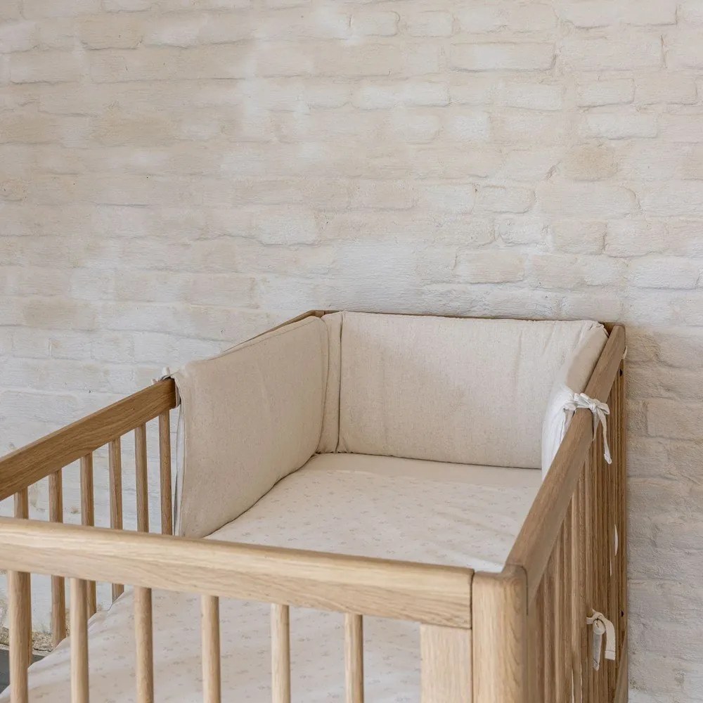 Łóżeczko z litego drewna dębowego z regulowaną wysokością 60x120 cm w naturalnym kolorze Forrest – Vipack