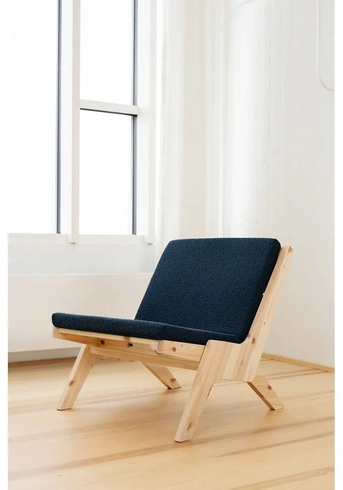 Ciemnoniebieski fotel Sway – Karup Design